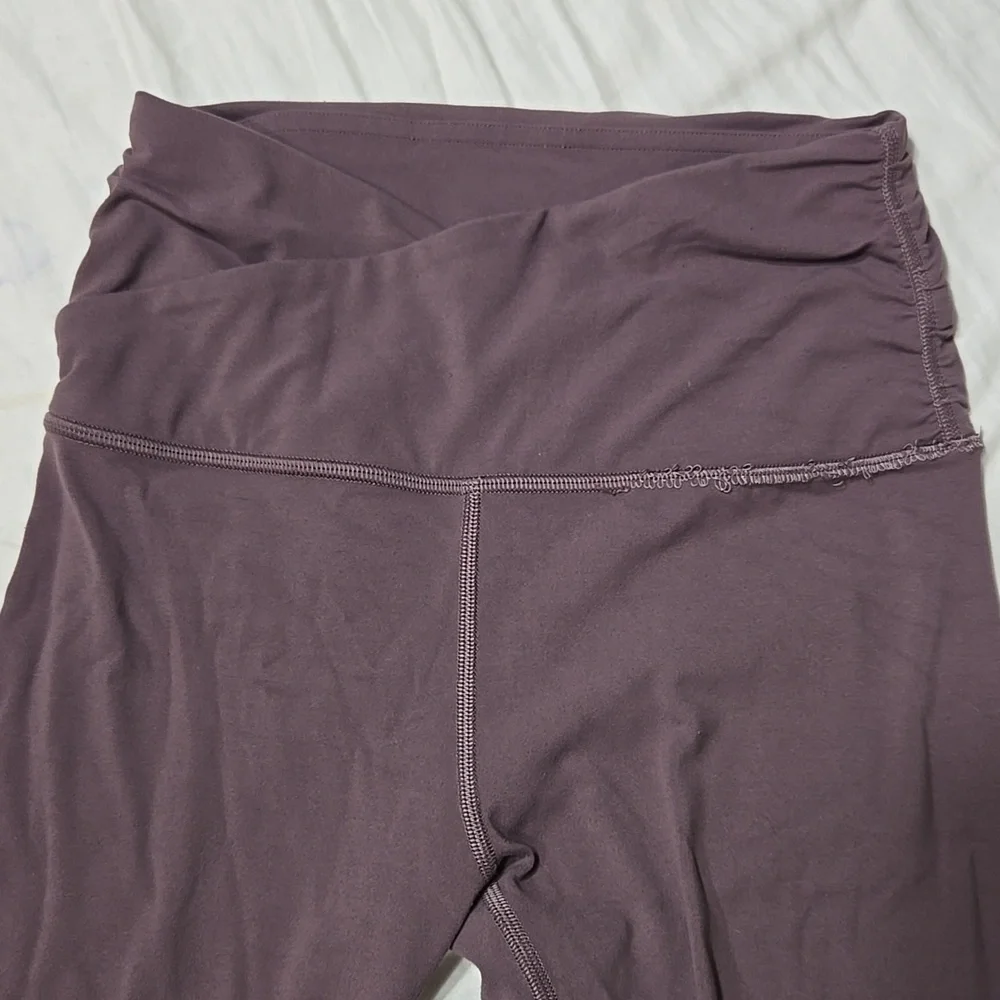 Lululemon Align HR Crop 21